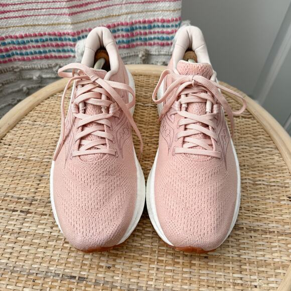 Saucony Triumph RFG Lotus Pink Road-Running Sneakers Women’s Size 9.5 - Picture 3 of 8